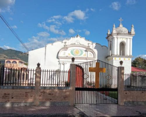 Parroquia San Miguel Arcangel Guazapa.